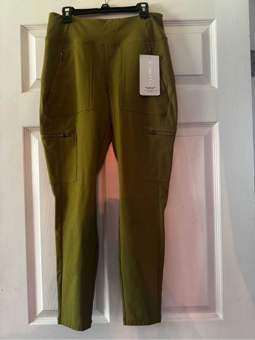 Athleta Olive Green Cargo Leggings w/ Zip Pockets (Headlands Hybrid Cargo Tight)